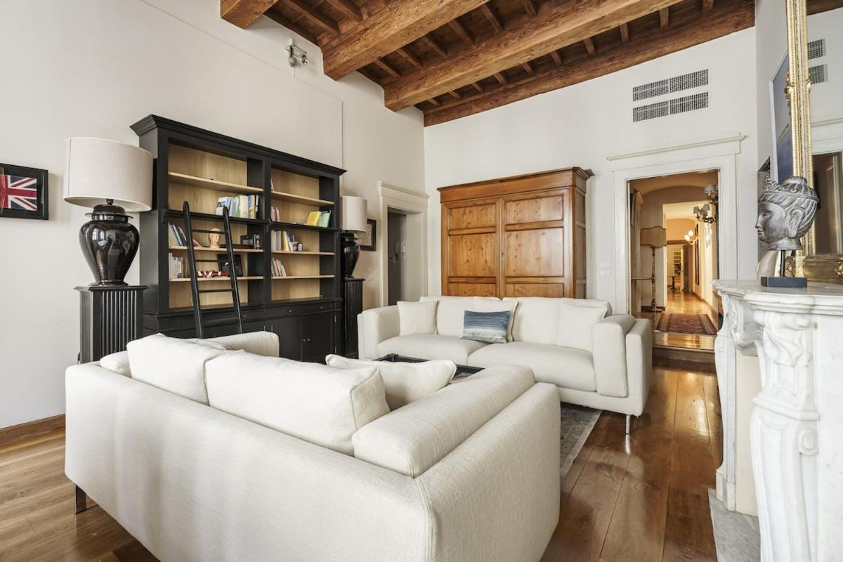Luxury Nest In Historic Florence