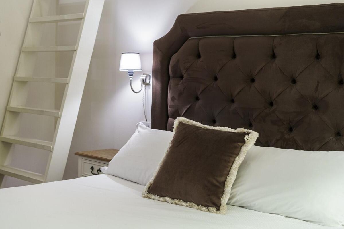 Luxury Nest In Historic